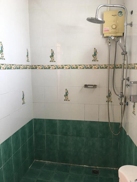 ראיונג Balcony & Bedroom מראה חיצוני תמונה