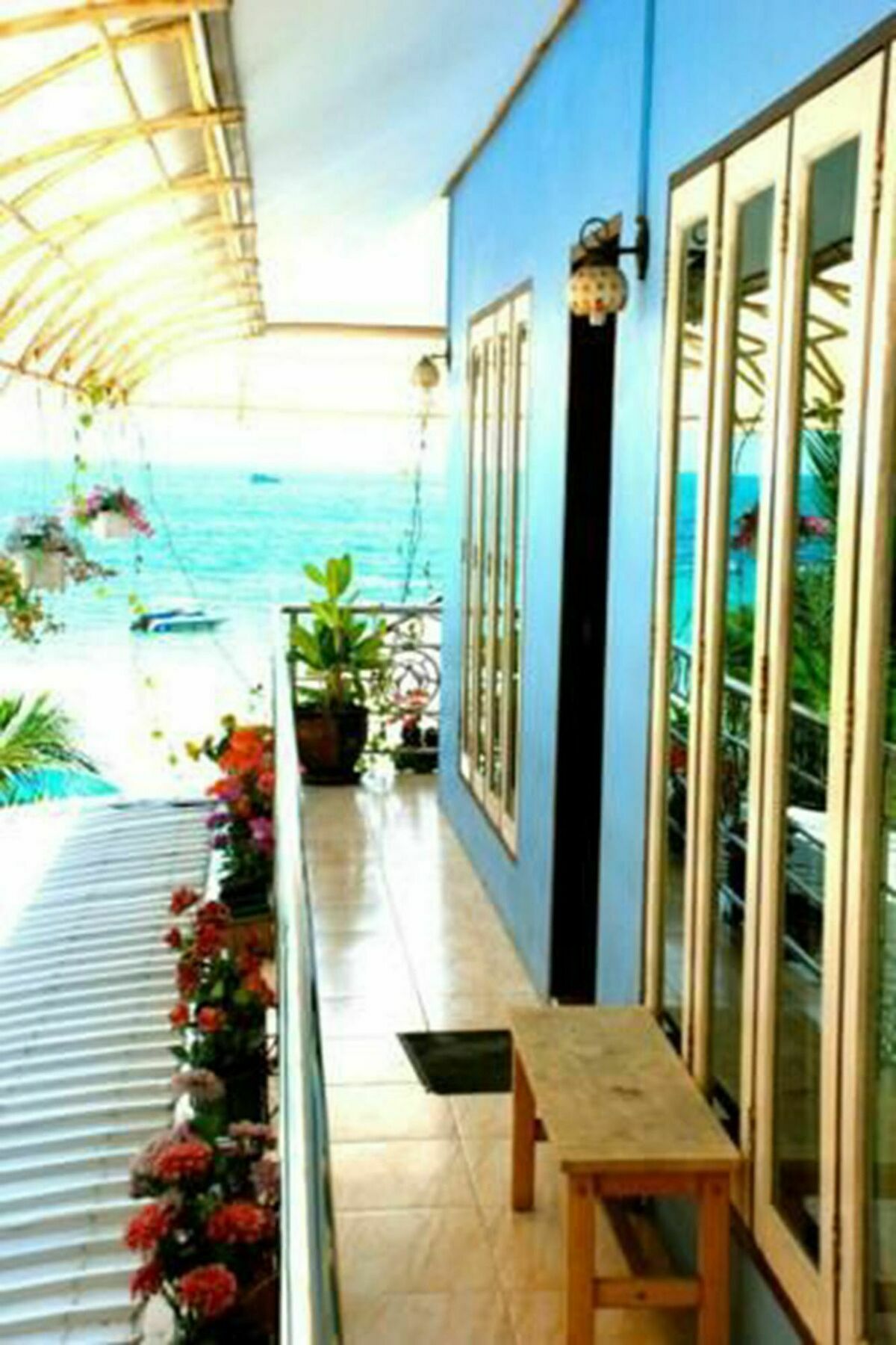 ראיונג Balcony & Bedroom מראה חיצוני תמונה